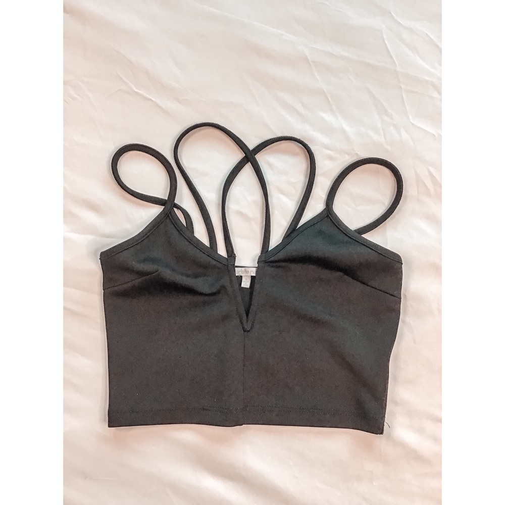 Strappy V-cut tank/crop top